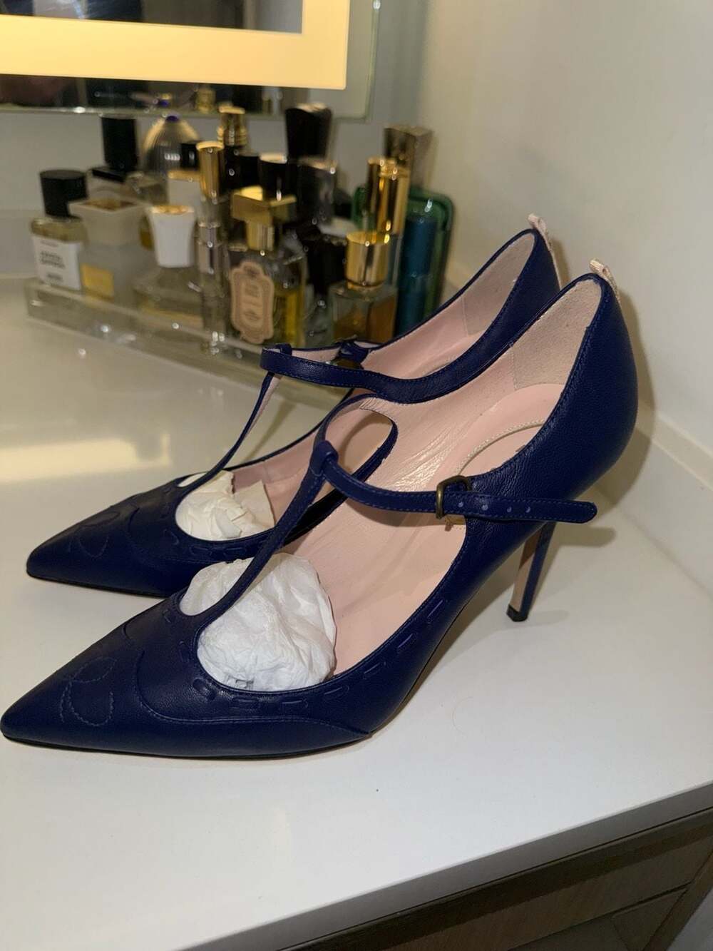 SJP Sarah Jessica Parker Navy Leather T-Strap Pointed Toe Heels Size 36 - Picture 4 of 10